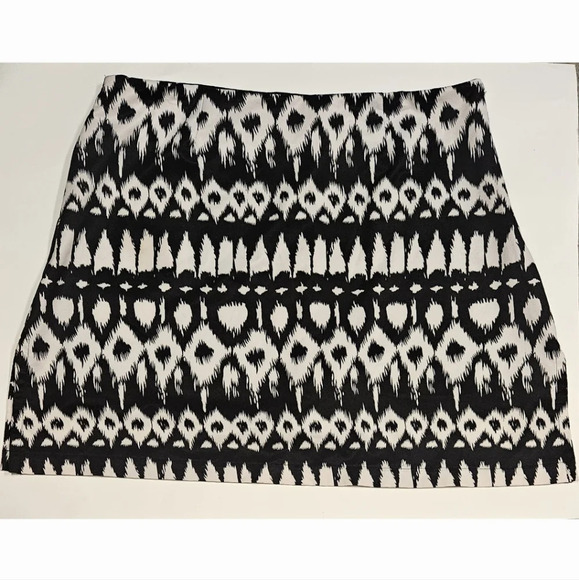 AW Golf Allyson Whitmore black Abtract print athletic Sport golf skort size 16 - Picture 1 of 11